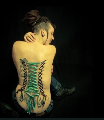 Play Piercing – Corset (44 piercings)